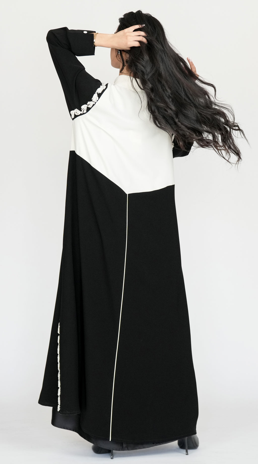 Black and White Abaya