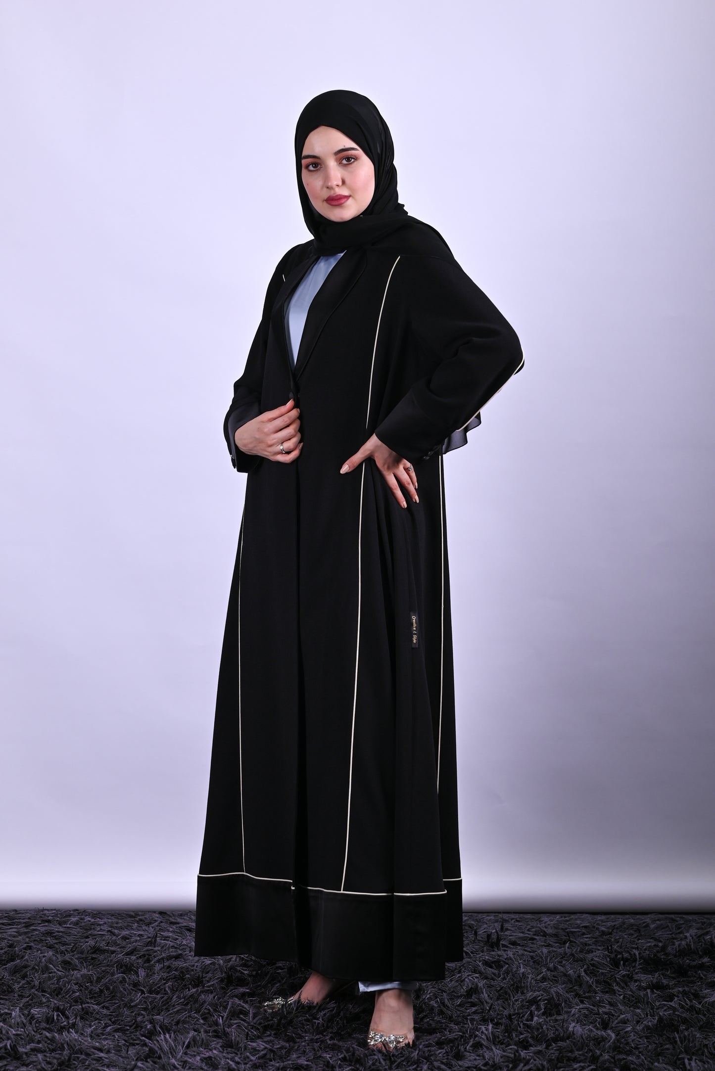 Balzer Black Crepe Off White Piping Abaya