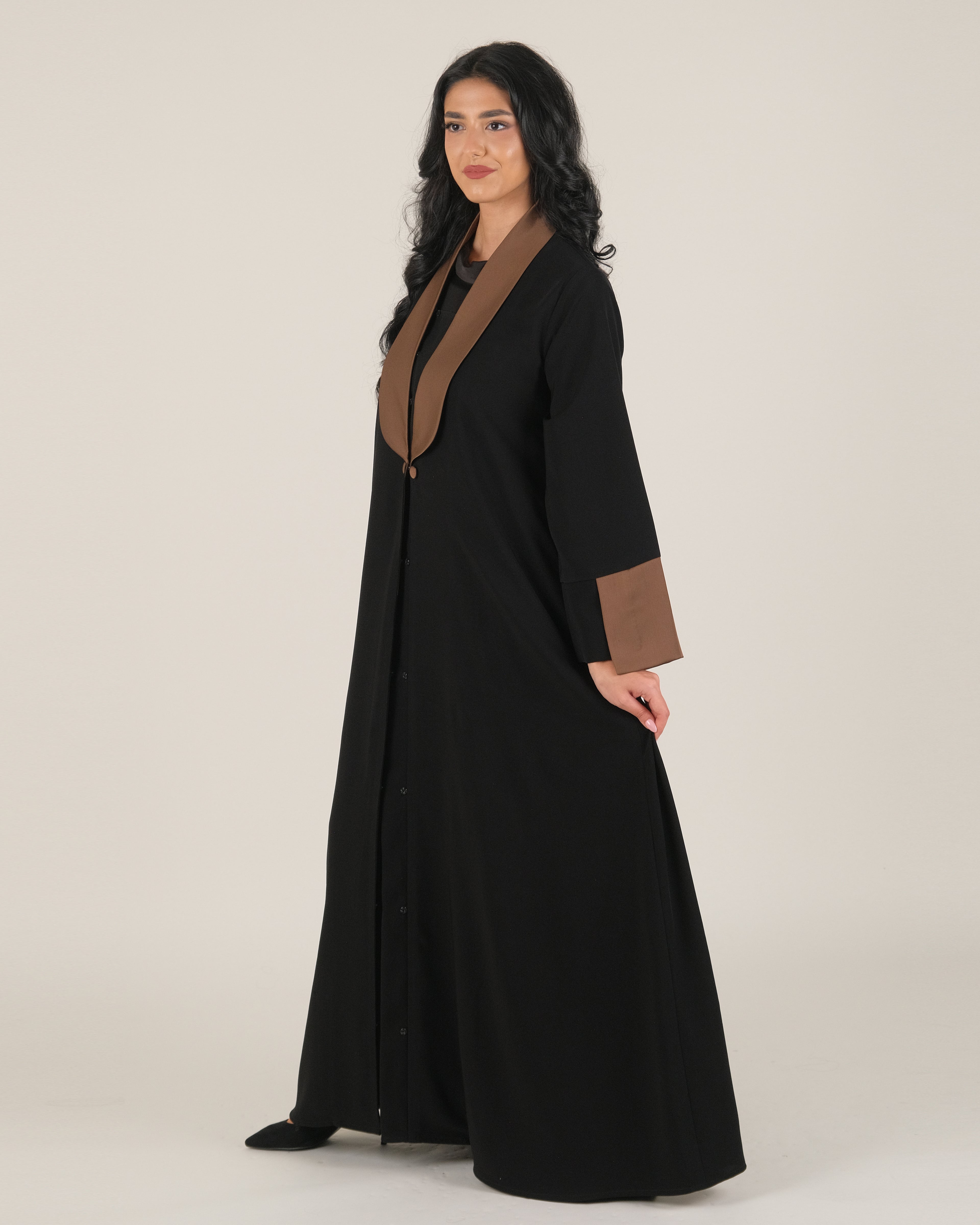Black Abaya with Mocha Cuffs – Elegant Modest Wear